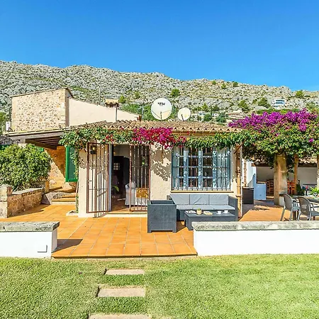 Llobera Villa *